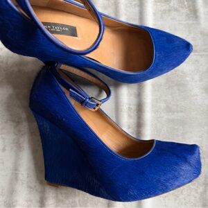 Ann Taylor Blue Wedge Heels Size 6.5